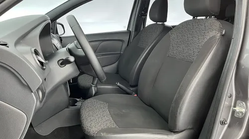 Renault Logan LIFE