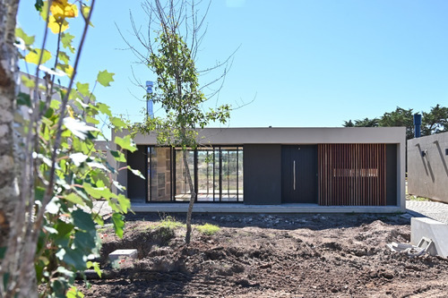 Imagen 1 de 22 de Venta Casa Huertas Los Horneros 3 Dorm En Una Planta - Excelente Inversión