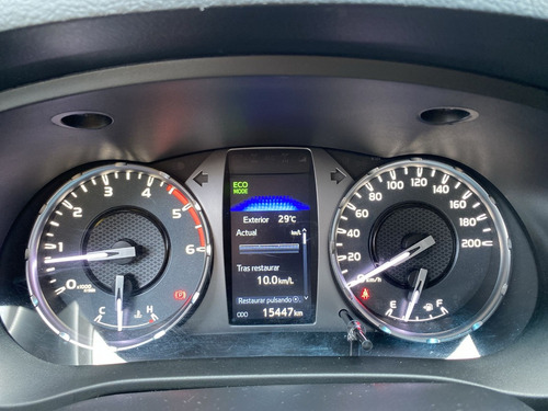 Imagen 14 de 24 de Toyota Hilux 2.4 4x4 2021