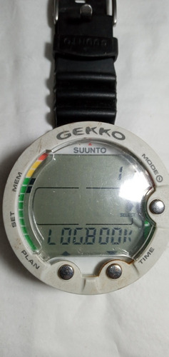 Imagen 3 de 10 de Computadora De Buceo Suunto
