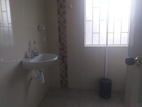 Imagen 17 de 21 de Bodegas En Arriendo Quinta Paredes 689-3792