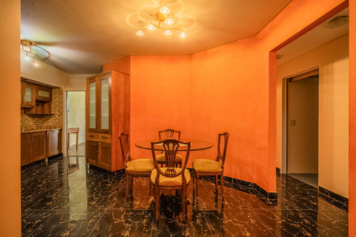 Venta Casa 4 Ambientes Con Patio Y Cochera En Ramos Mejía
