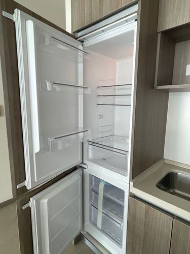 Arriendo 1d Semi Amoblado Laguna Centro, Metro C. Valdovinos