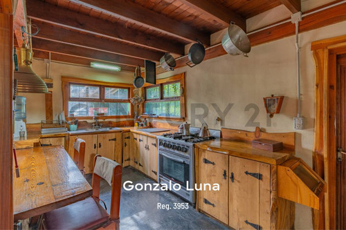 Venta De Casa En El Bosque Peralta Ramos En La Ciudad De Mar Del Plata.