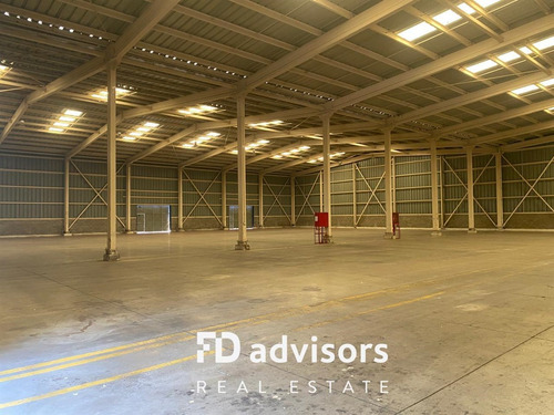 Arriendo De Bodega Stand Alone 2.511 M2 - Quilicura