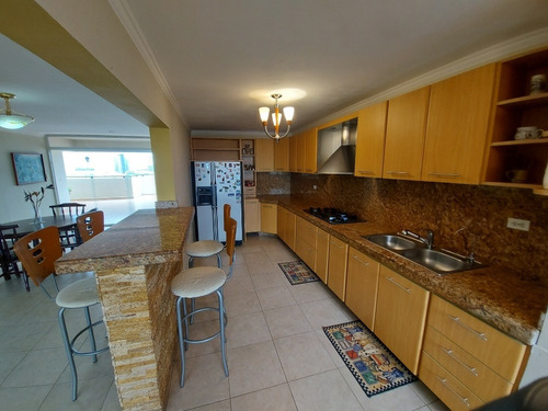 Imagen 6 de 14 de En Alquiler Pent House Full Equipado En Alta Vista Camino Real ! Aa