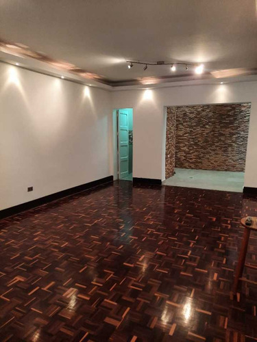 Imagen 1 de 10 de Apartamento Alquiler Las Mercedes 120m²