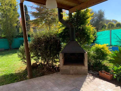 Imagen 6 de 14 de Casa En Venta En Pilar
