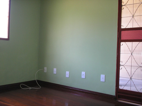 Imagem 7 de 14 de Casa 03 Quartos Com Suite Iguaçu