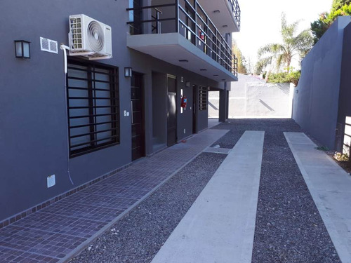 Monoambiente En Alquiler En Moron Sur