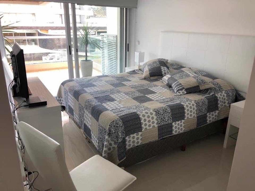 Imagen 4 de 14 de Apartamento En Punta Del Este Playa Brava