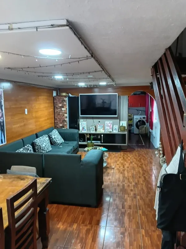 Imagen 5 de 11 de Casa En Venta | 5d + 3b + Estacionamiento | San Bernardo