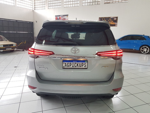 Imagem 19 de 20 de Toyota Hilux Sw4 2.8 Srx 4x4 7 Lugares Blindada 16/2016