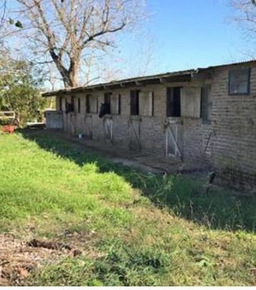 Imagen 21 de 30 de Campo Con Casa Y Boxes En Venta Con Renta - Capilla Del Señor - Exaltacion De La Cruz