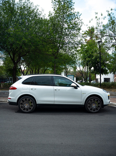 Porsche Cayenne 3.0 S E Hybrid Paltinum Edition At