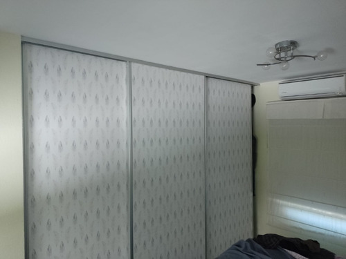 Casa En Venta De 3 Dormitorios C/ Cochera En El Lauquen