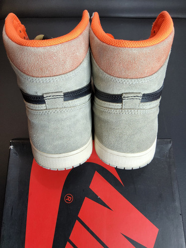 Tenis Nike Air Jordan 1 Hi Og Neutral Grey Hyper Crimson (Usado)