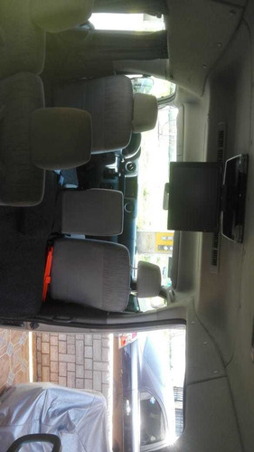 Imagen 5 de 9 de Renta De Camionetas 7,15 Y 20 Pasajeros Con O Sin Operador