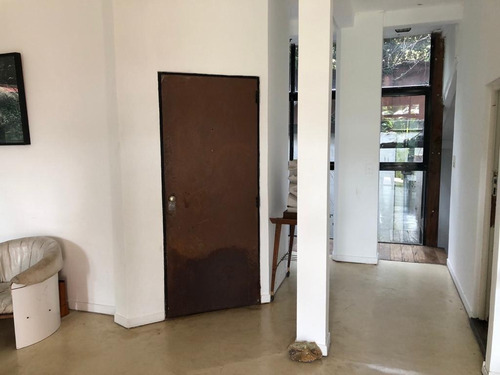 Venta Departamento, Ph En Bajo De San Isidro Con Cochera Y Pileta.