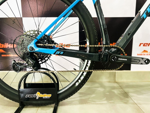 Bicicleta Trinx V1200 Pro Carbon 12v Sram