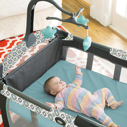 Graco Pack N Play Portable Napper & Changer - Affinia