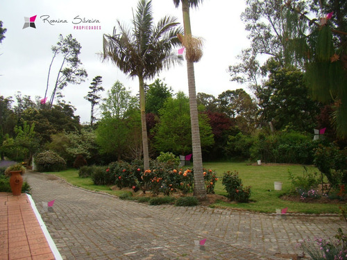 Casa En Golf, 4 Dormitorios *- Ref: 7419