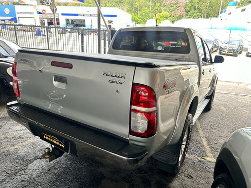 Toyota Hilux CD SRV D4-D 4x4 3.0 TDI Diesel Aut