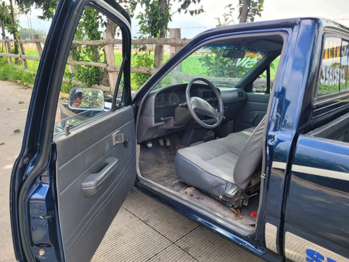 Se Vende Bonito Vehículo Pick Up Toyota Modelo 1989 Marc