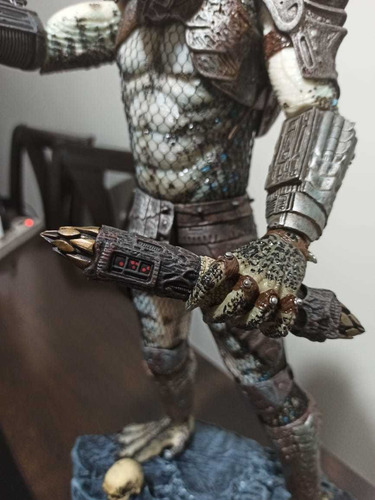 Maquette Predador Predator 1/4 58cm Não Hot Toys Sideshow