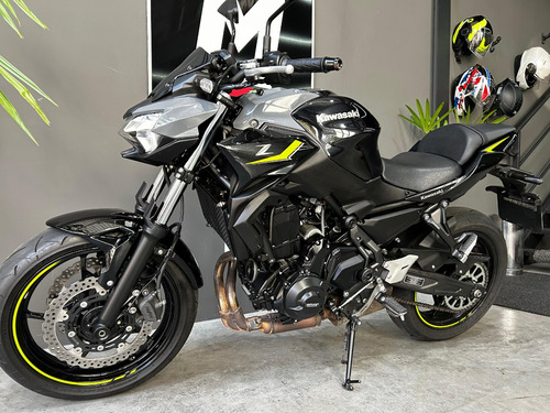 Kawasaki Z650 Abs 2024 - Único Dono - Revisões Em Concess.