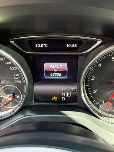 Mercedes-Benz Clase GLA 1.6 Gla200 Urban 156cv