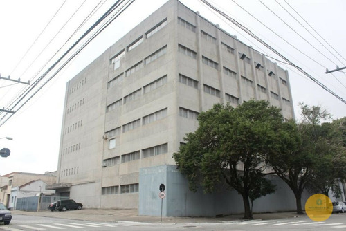 Imagem 3 de 8 de Aluga-se / Vende-se ? Prédio Industrial / Escritórios - Ic878