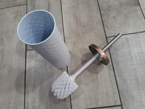 Imagen 5 de 9 de Escobilla Para Inodoro De Metal Con Cepillo De Baño Plástico