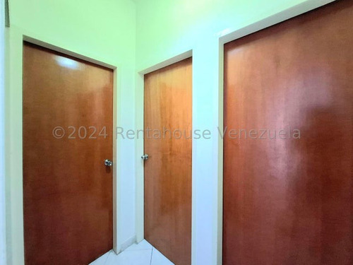 Venta Apartamento Resid Greco Urb San Jacinto Con Plata Electrica 24-28825 Gjg