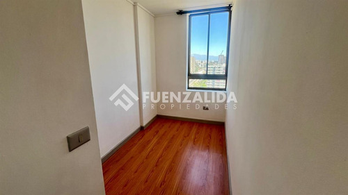Departamento En Venta De 2 Dorm. En San Joaquín