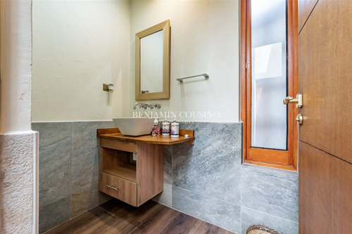 Casa En Venta De 4 Dorm. En Colina