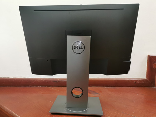 Monitor Dell P2418hzm Webcam Micrófono 24 Hdmi Displayport (Reacondicionado)