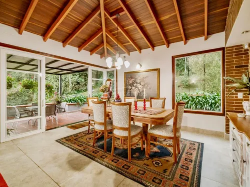 Casa En Venta En Loma Del Escobero. Cod V776118