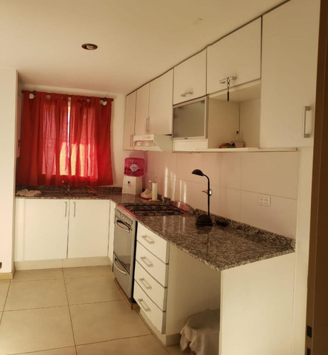 Imagen 4 de 18 de En Venta. Dpto. 3 Amb. Con Cochera - Vista Al Golf