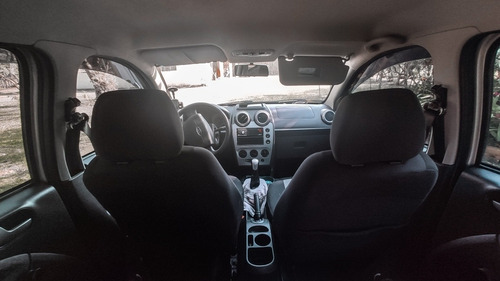 Imagem 8 de 10 de Ford Fiesta 2013 1.6 16v Se Flex 5p
