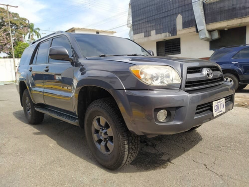 Imagen 5 de 10 de Toyota 4runner