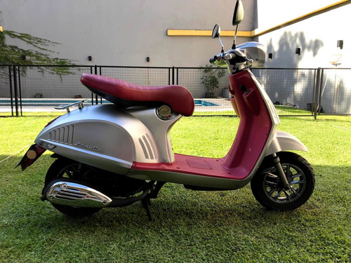 Zanell Exclusive Prima 150 Cc Scooter