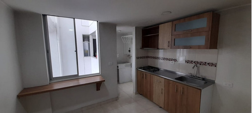 Apartamento En Arriendo En Bellas Artes (22168).