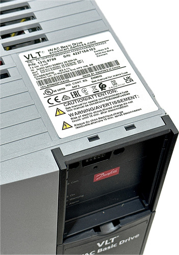 Inversor De Frequência Danfoss 10cv 220v 131l9799 C/ Ihm 28a