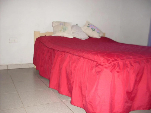 Casa En Venta - 3 Dormitorios 2 Baños - Mendoza