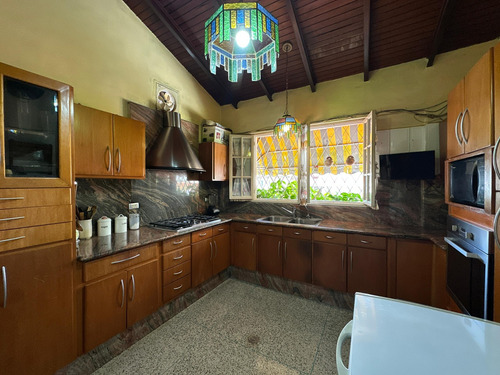 Casa En Venta En El Marques Parte Media (ia)