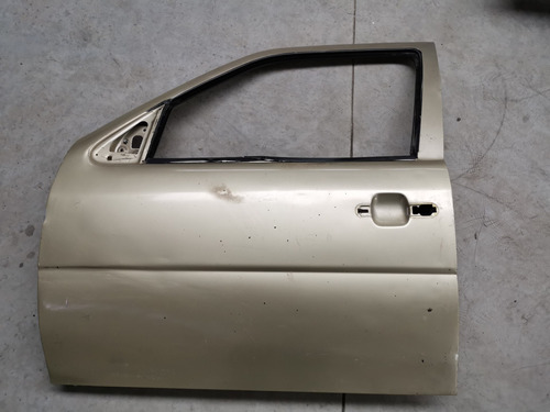 Puerta Delantera Piloto Vw Pointer 1.8l Std 2000 2005