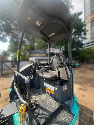 Miniexcavadora Kobelco Sk28sr