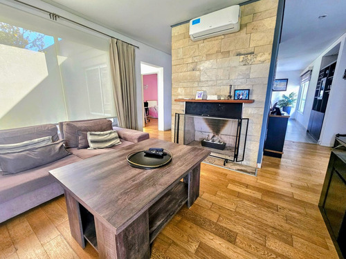 Venta Casa 6 Ambientes La Cesarina Pileta Climatiz