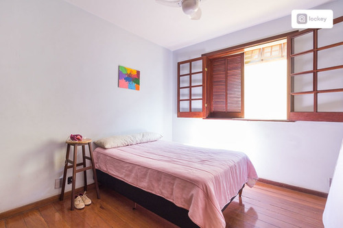 Imagem 7 de 15 de Venda De Casa Com 325m² E 6 Quartos - 13478